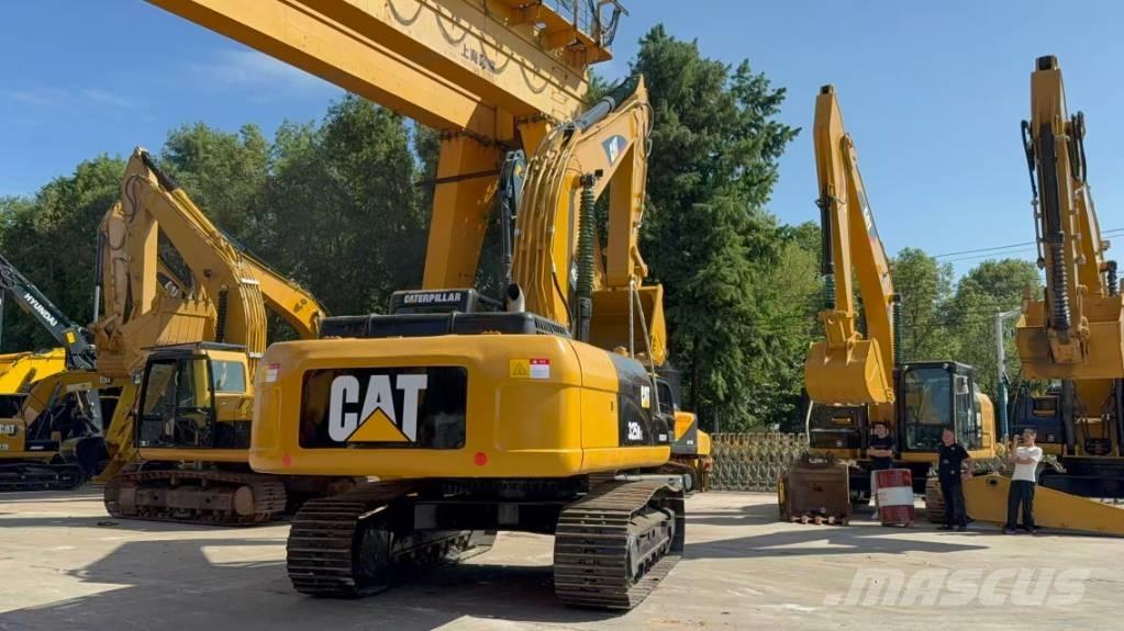 CAT 325 D L Rupsgraafmachines