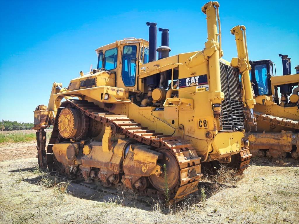 CAT D10 Rupsdozers
