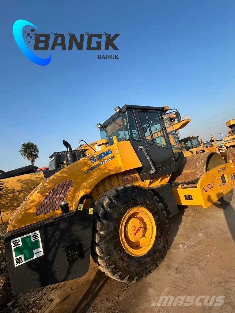 XCMG XS 263 J Trilrolwalsen