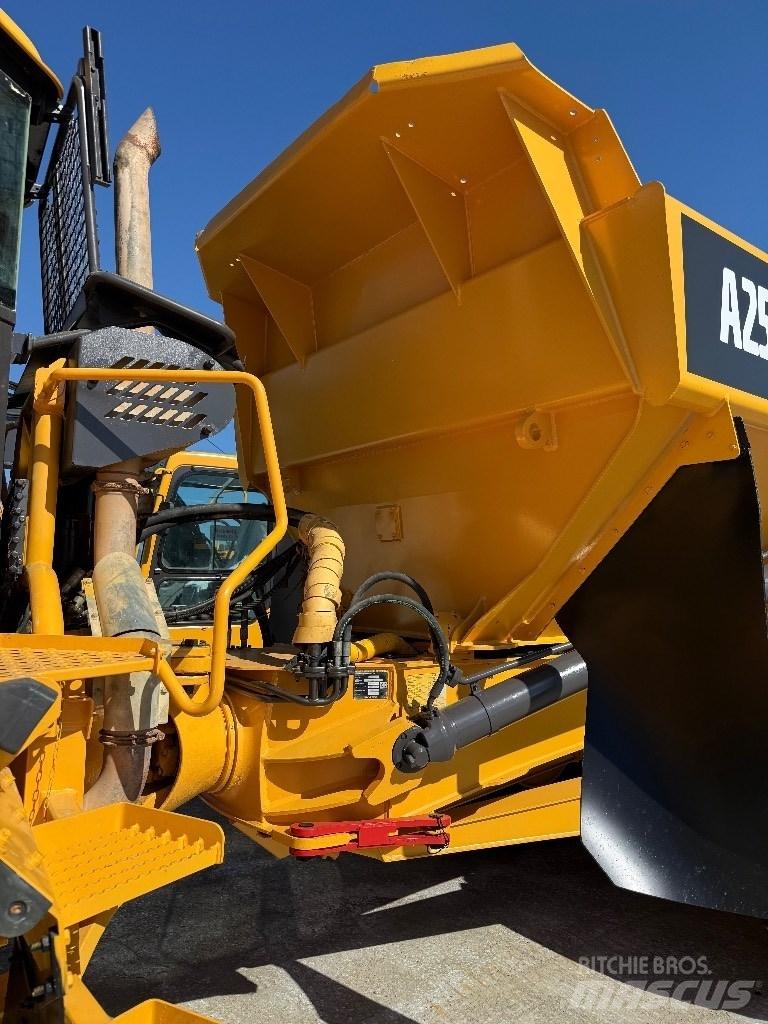 Volvo A25D Knik dumptrucks