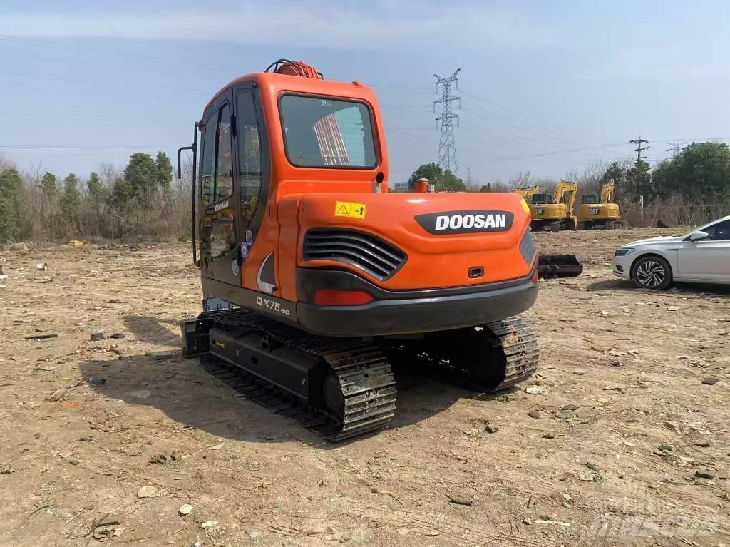 Doosan DX75 Minigraafmachines < 7t