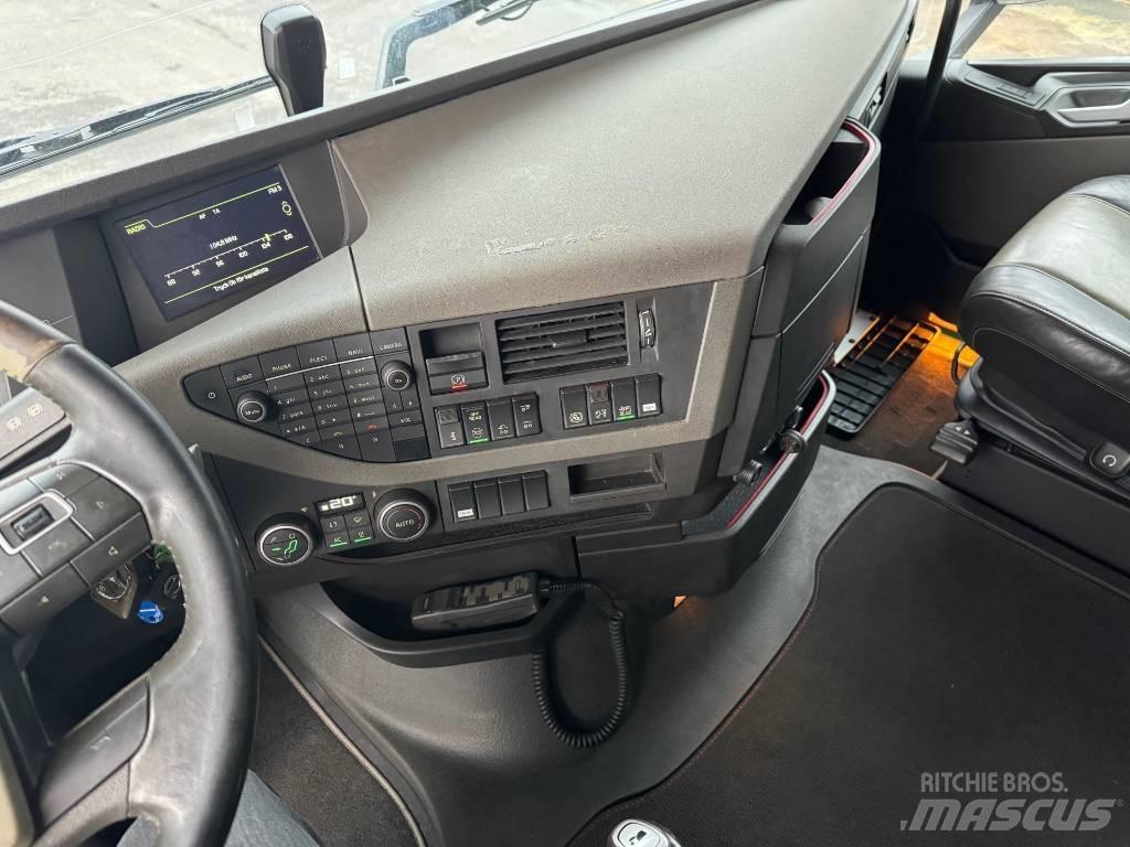 Volvo FH 540 Trekkers