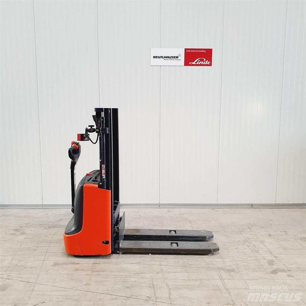 Linde L12 Stapelaar meeloop
