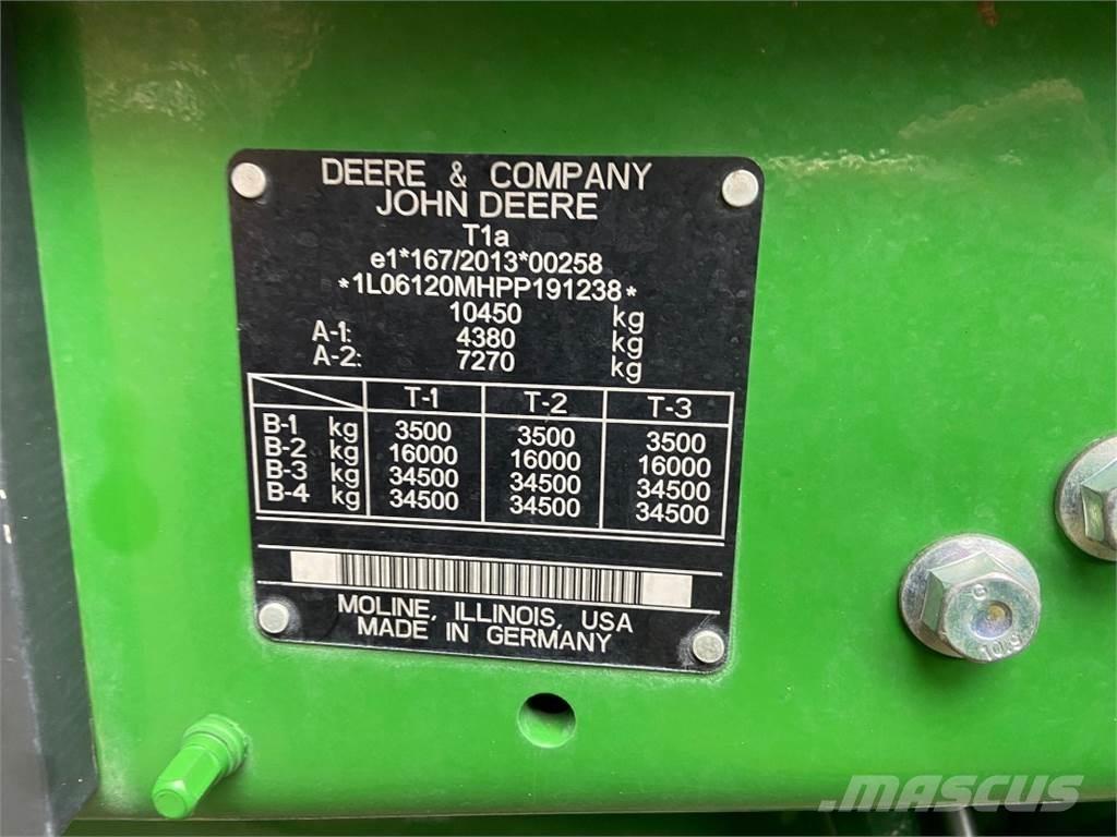 John Deere 6120M Tractoren