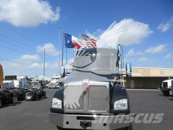 Kenworth T880 Trekkers