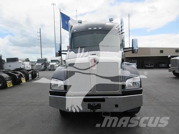 Kenworth T880 Trekkers
