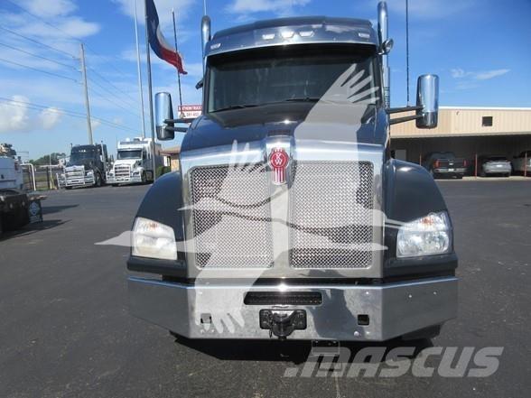 Kenworth T880 Trekkers