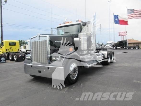Kenworth W900 Trekkers
