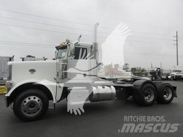 Peterbilt 389 Trekkers