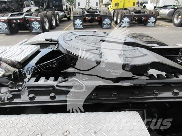 Peterbilt 389 Trekkers