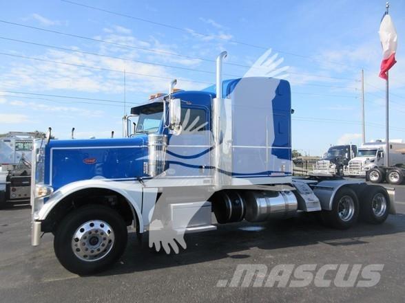 Peterbilt 389 Trekkers