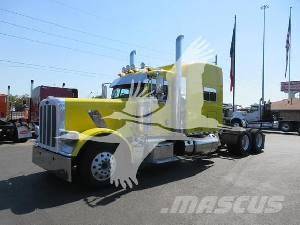 Peterbilt 389 Trekkers