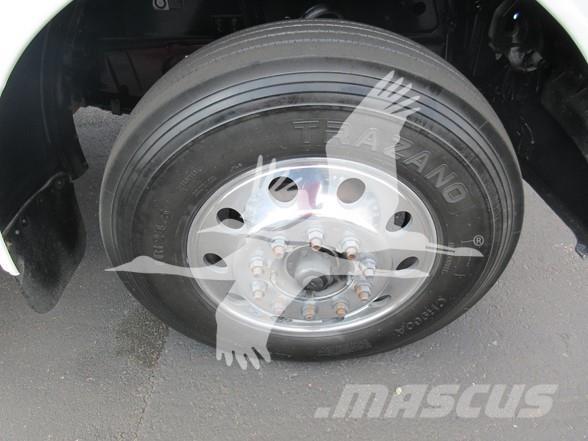 Peterbilt 389 Trekkers