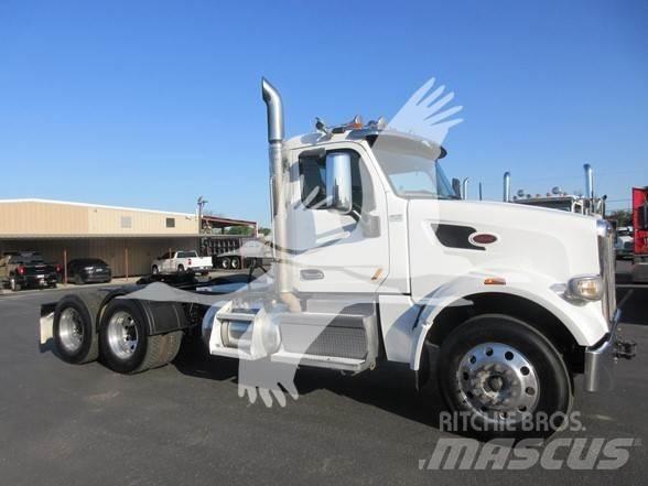 Peterbilt 567 Trekkers