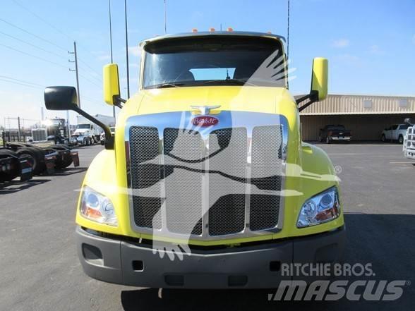 Peterbilt 579 Trekkers