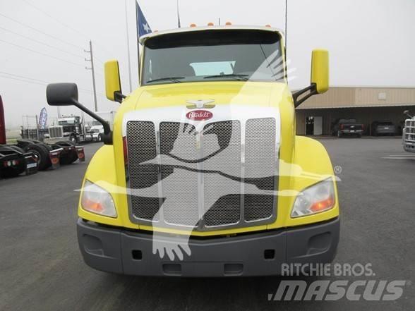 Peterbilt 579 Trekkers