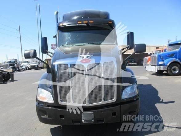 Peterbilt 579 Trekkers