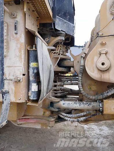 CAT 988K Wielladers