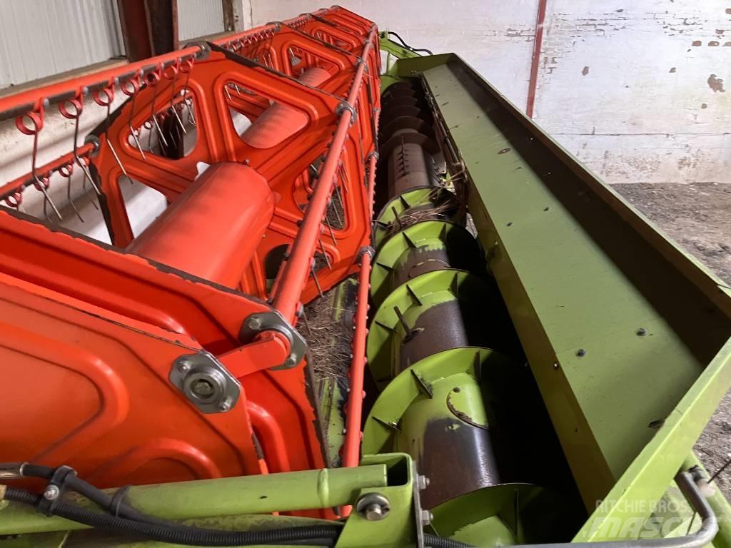 CLAAS LEXION 650 Maaidorsmachines