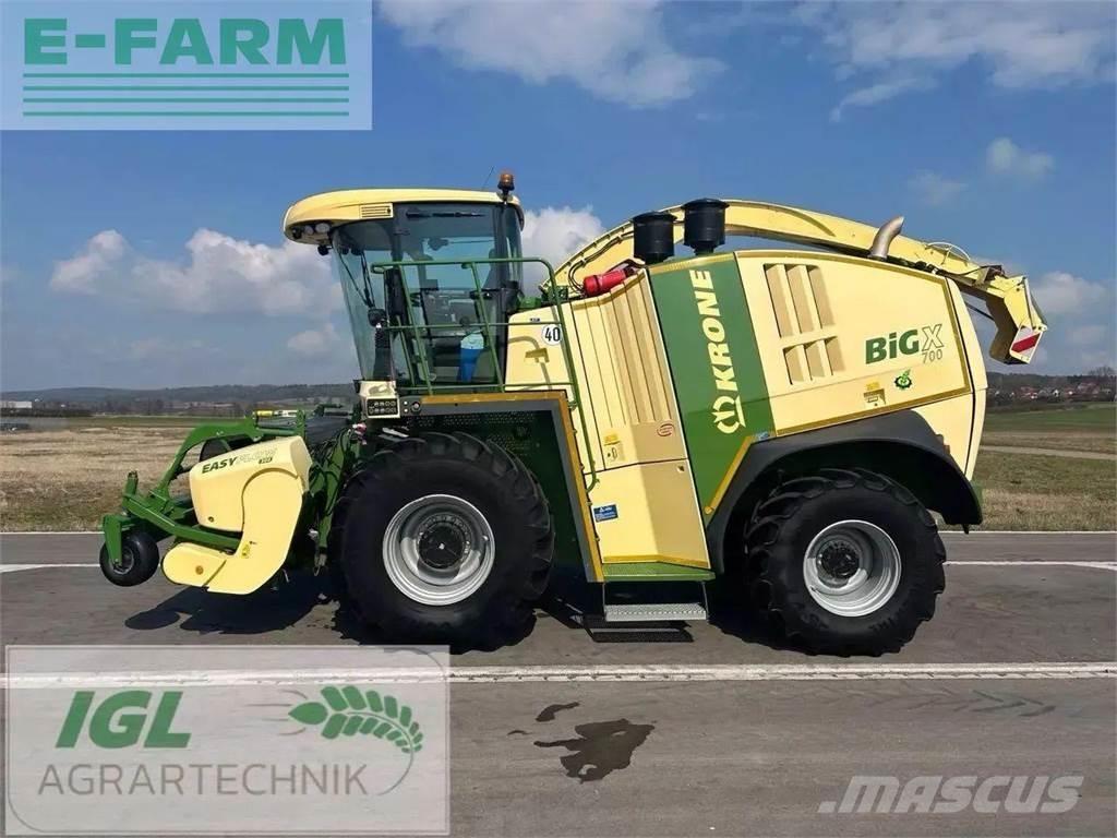 Krone big x 700 i Zelfrijdende veldhakselaars