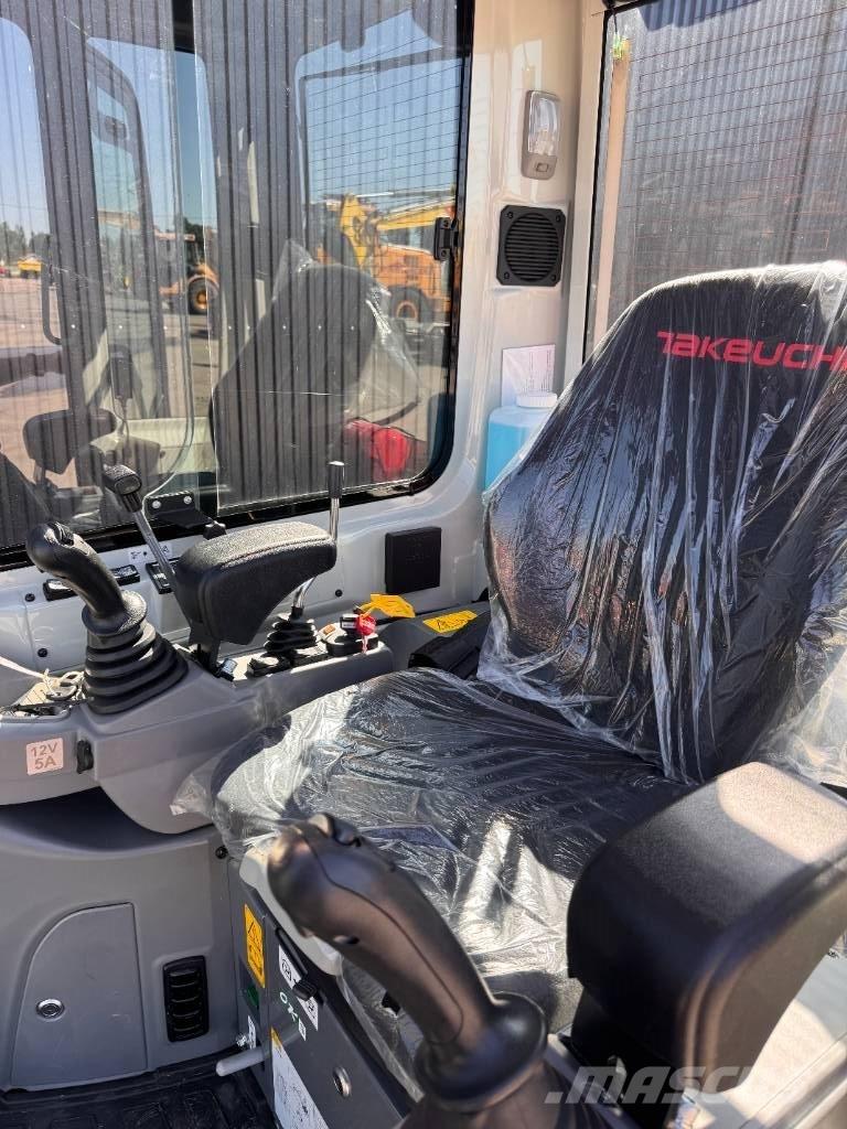 Takeuchi TB 320 Minigraafmachines < 7t