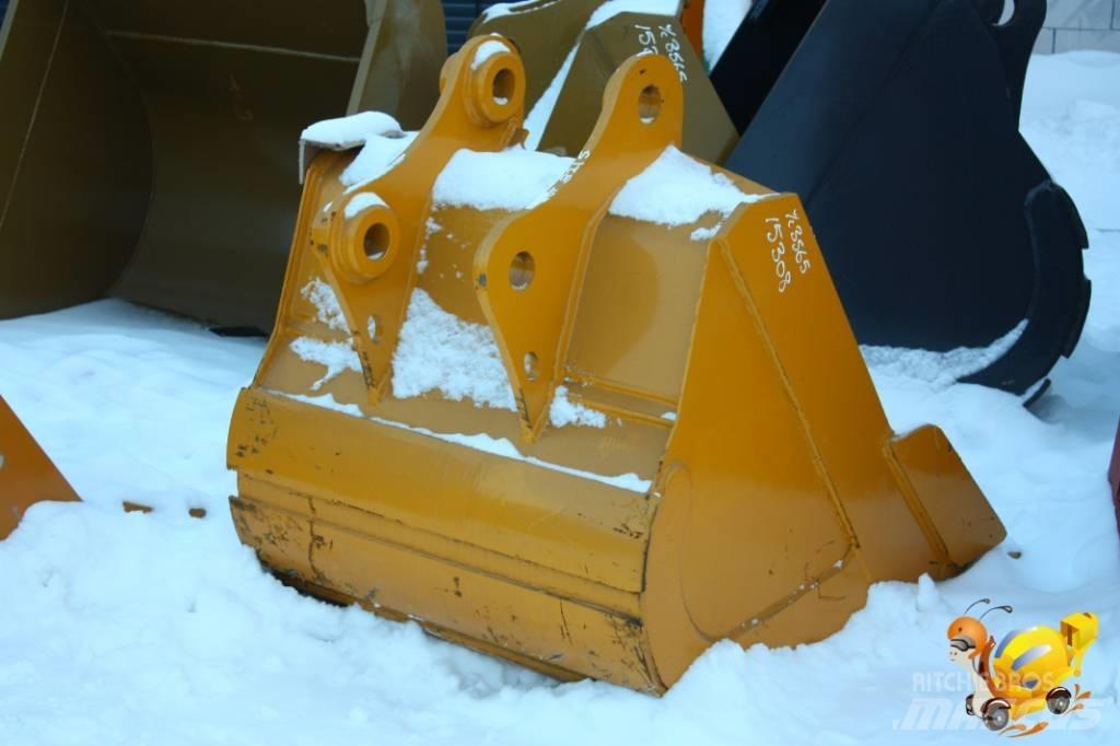 Komatsu PC 200 - 42` Bakken