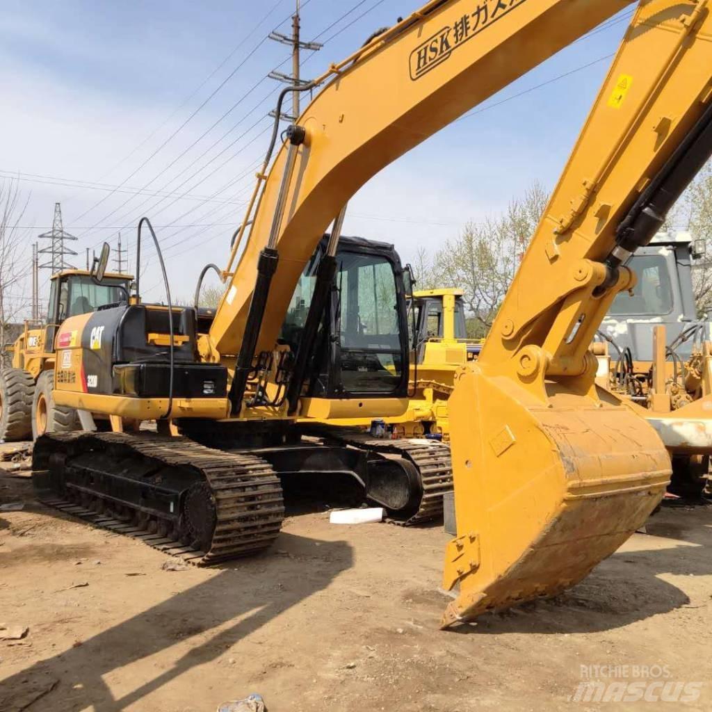 CAT 320 D Rupsgraafmachines