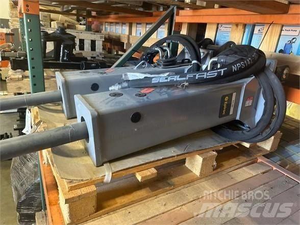 Epiroc EC 60 Hamers en brekers