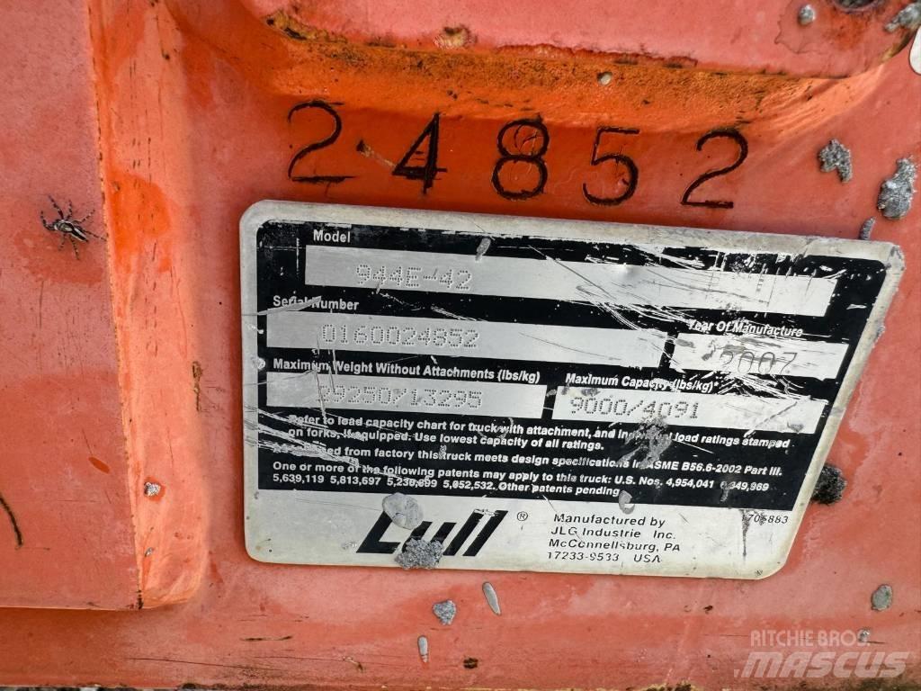 JLG 944 E-42 Verreikers