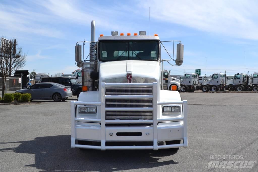 Kenworth T 800 Trekkers
