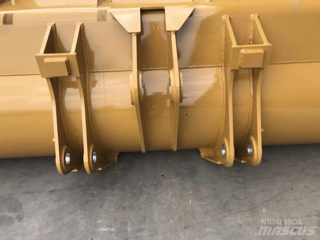 CAT 938M Bakken