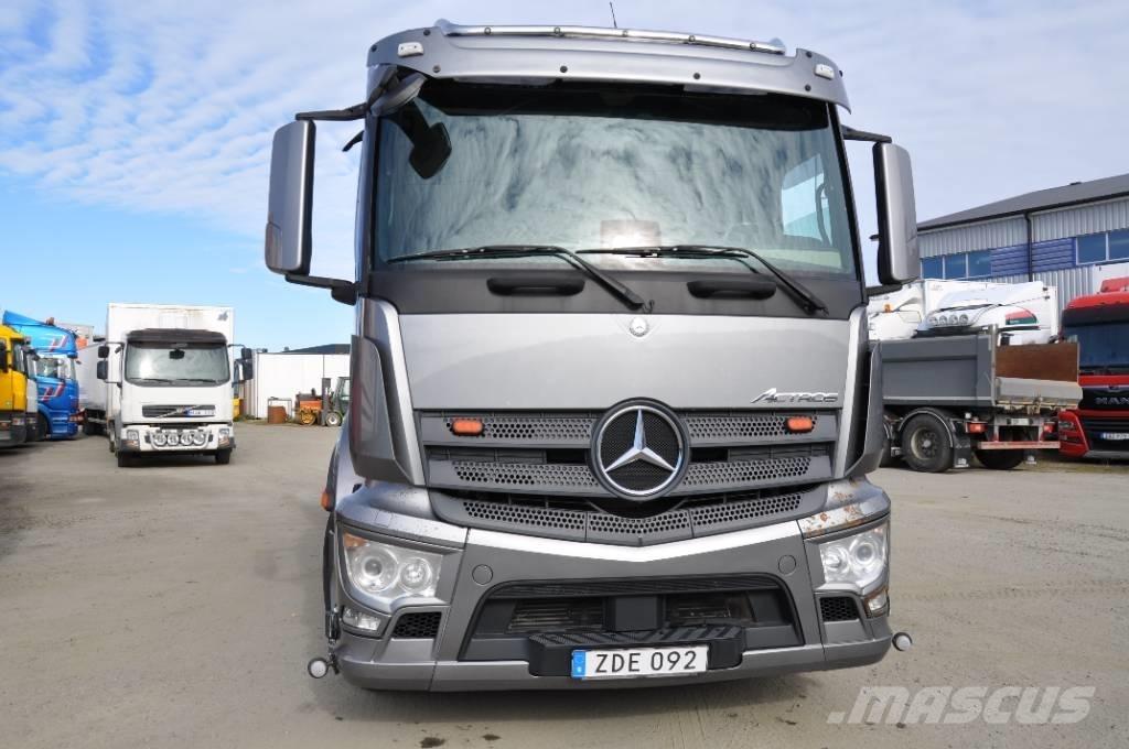 Mercedes-Benz 2535 Vuilniswagens