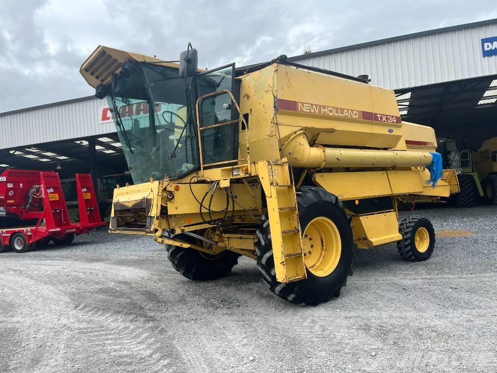 New Holland TX 34 Maaidorsmachines