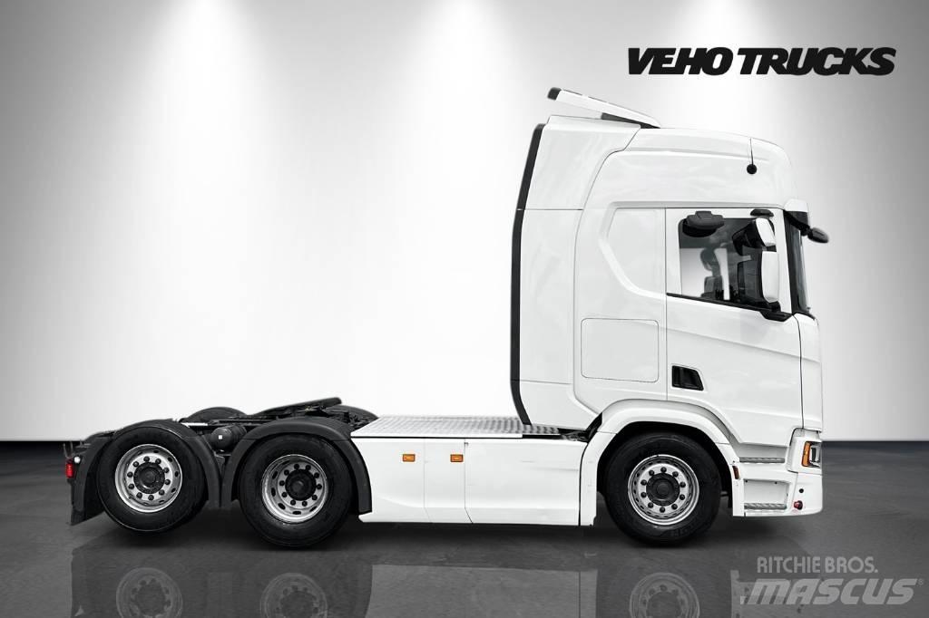 Scania R 500 6x2 Trekkers