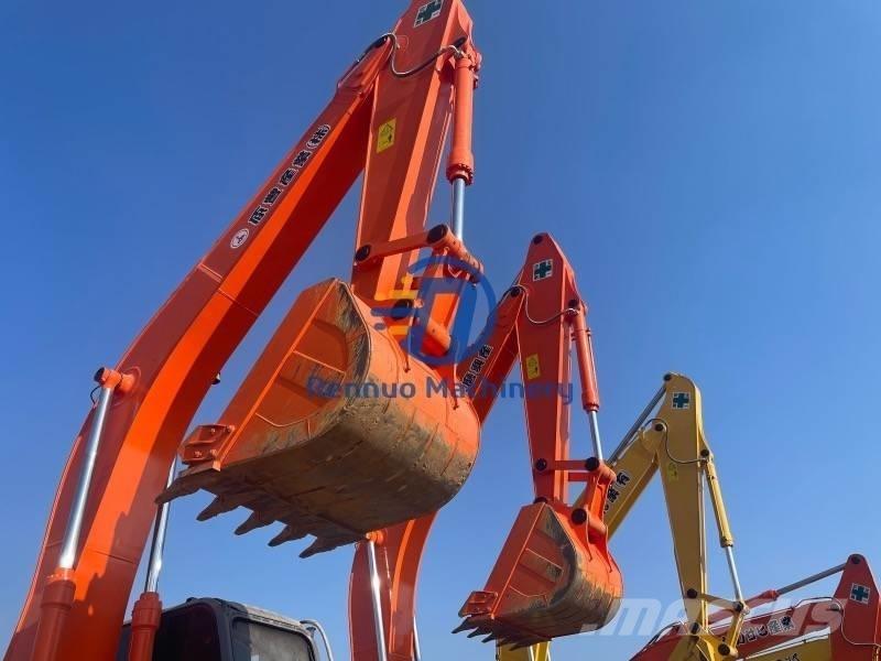 Hitachi ZX 240 Rupsgraafmachines