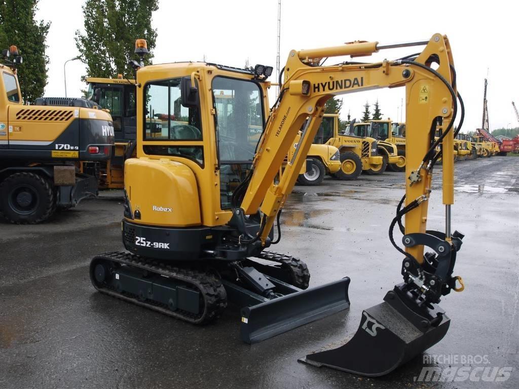 Hyundai R25Z-9AK Minigraafmachines < 7t