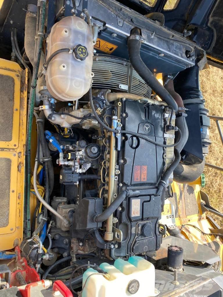 Bell B 30 E Knik dumptrucks