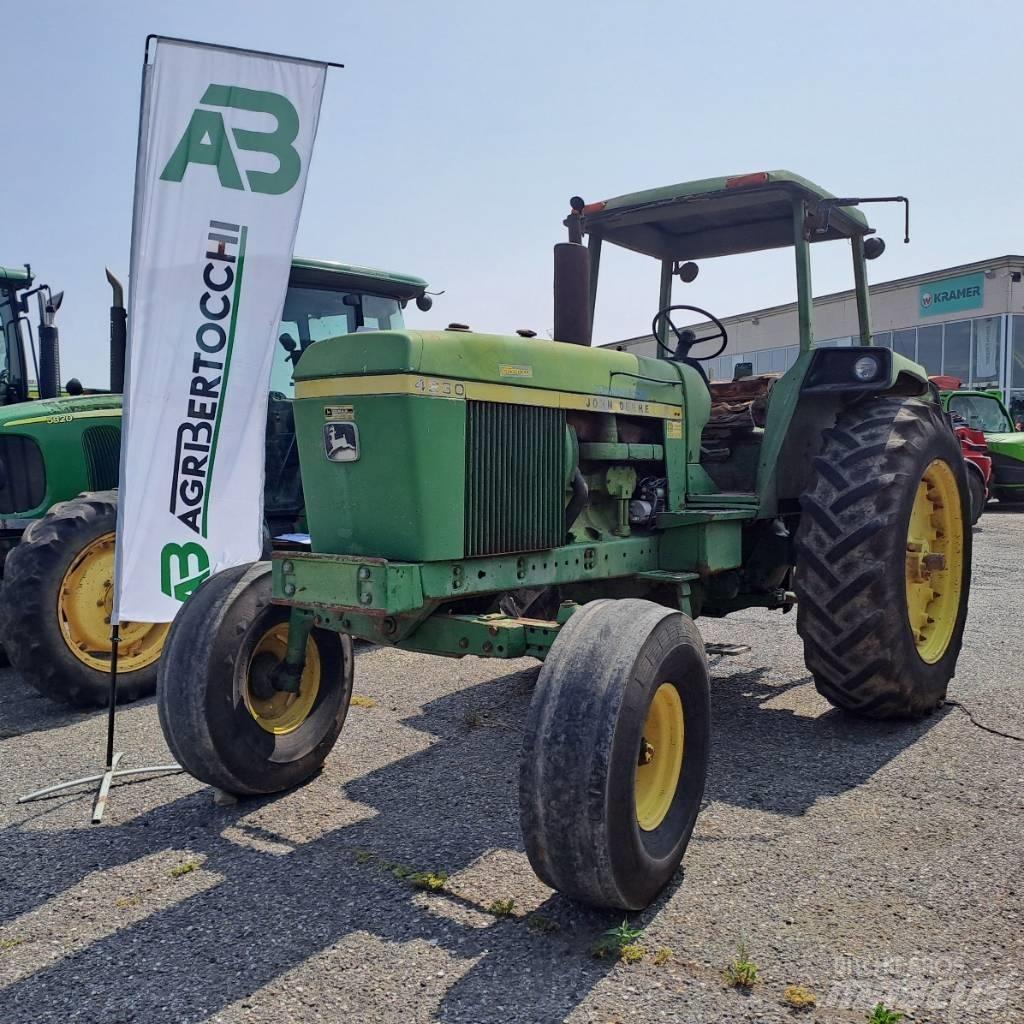 John Deere 4230 Tractoren