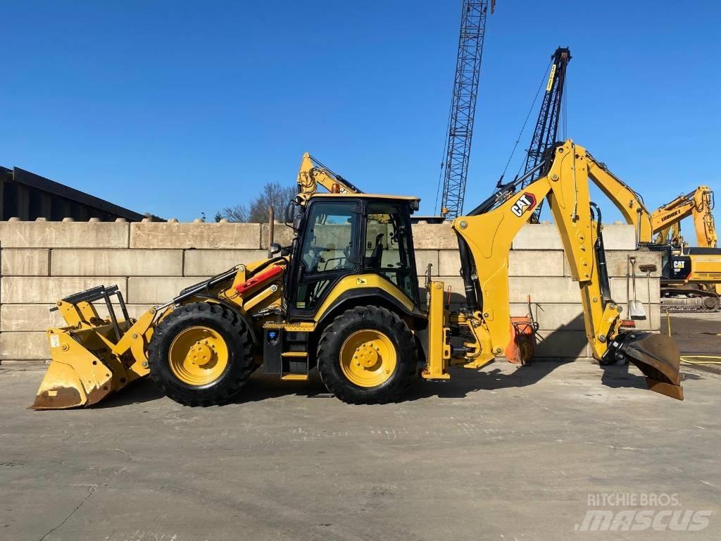 CAT 444  4x4 Graaf-laadcombinaties