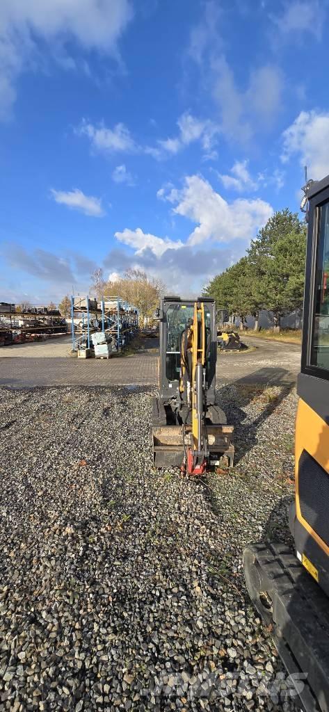 CASE CX 19 D Minigraafmachines < 7t