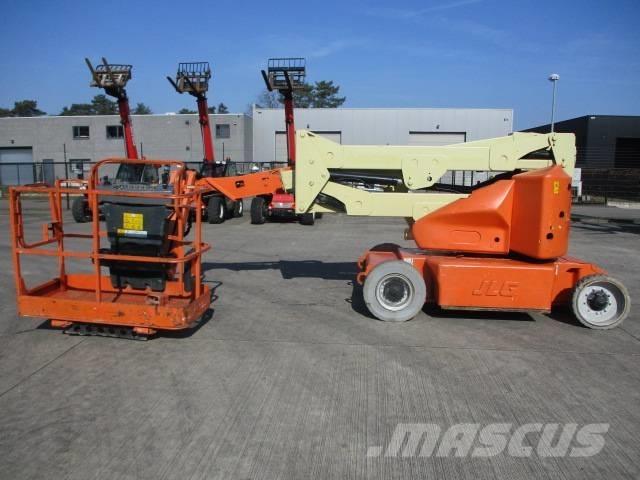 JLG E 400 AJPN (817) Knikarmhoogwerkers