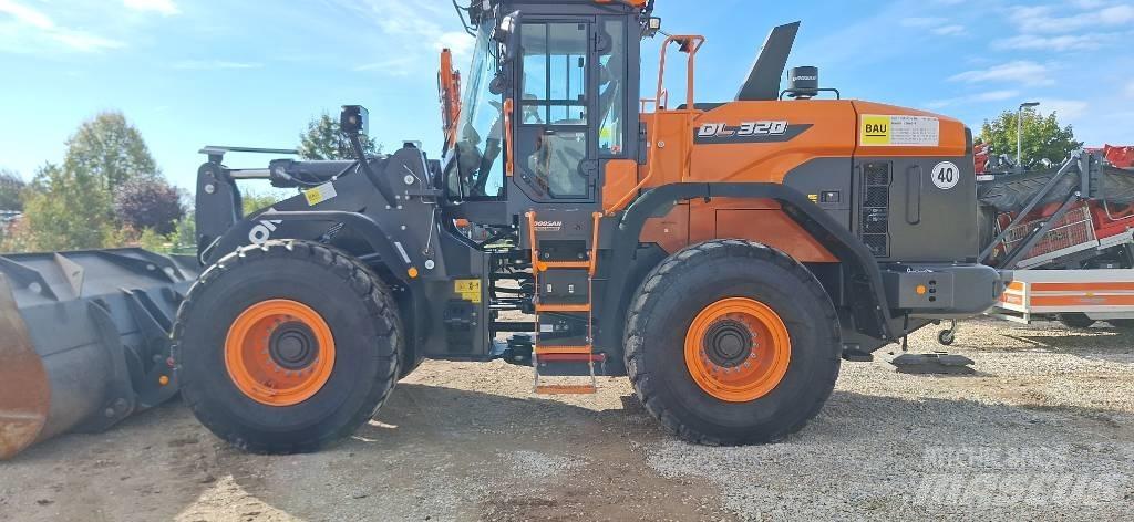 Doosan DL 320-7 Wielladers