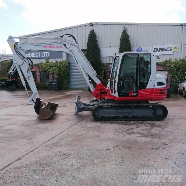 Takeuchi TB290 Midigraafmachines 7t - 12t