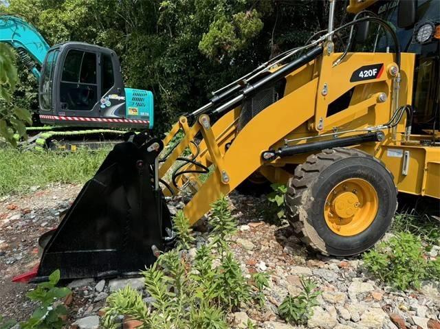 CAT 420 F Graaf-laadcombinaties
