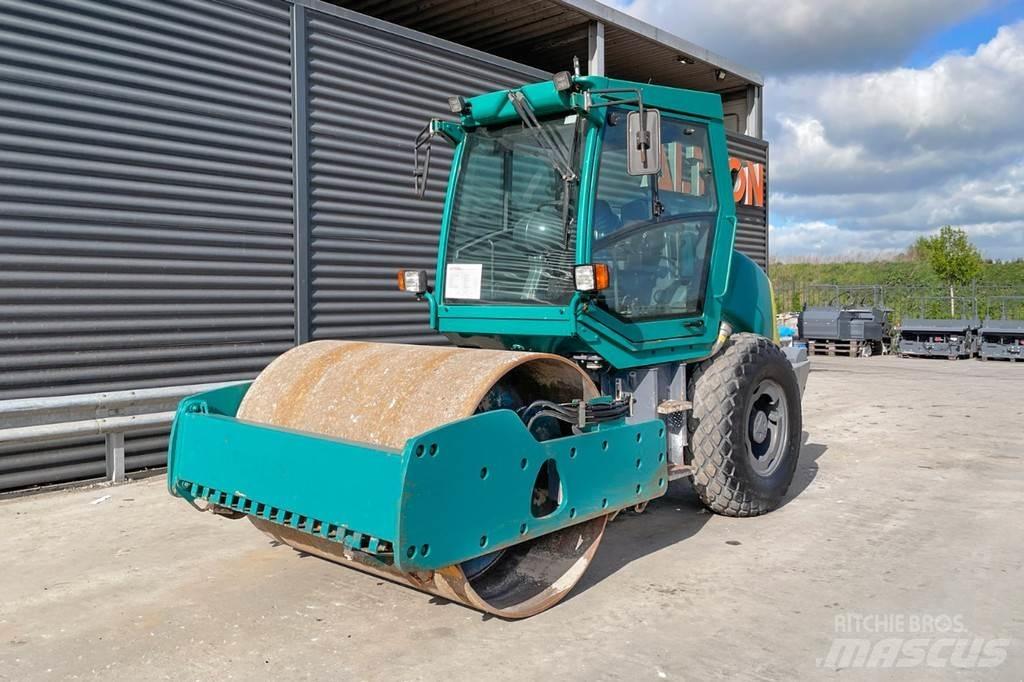 Hamm 3307 HT Trilrolwalsen