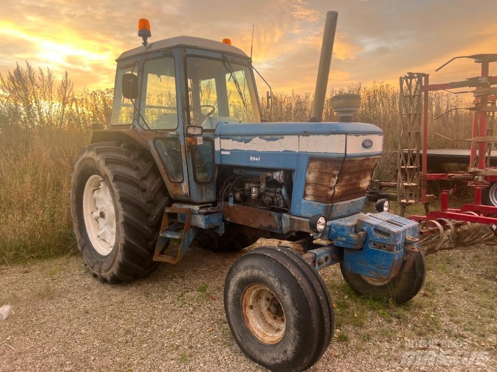 Ford TW 15 Tractoren