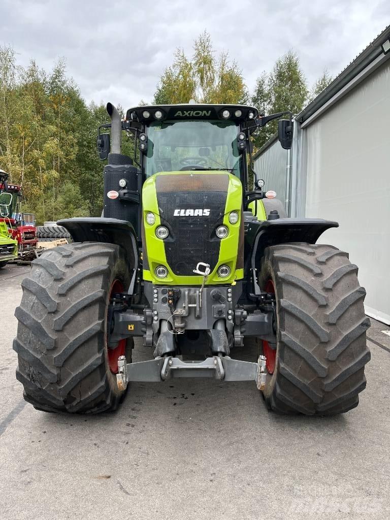 CLAAS Axion 950 Tractoren