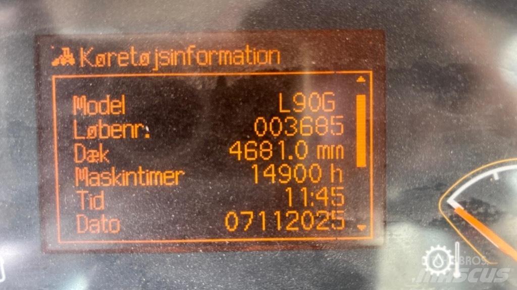 Volvo BM L 90 G Wielladers