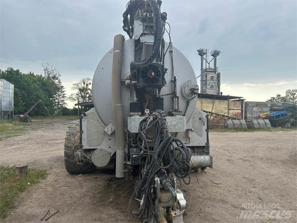 Kumm KTX 20,5 Drijfmesttanks