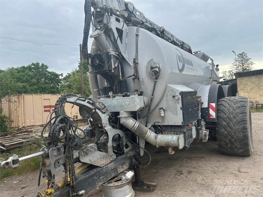 Kumm KTX 20,5 Drijfmesttanks